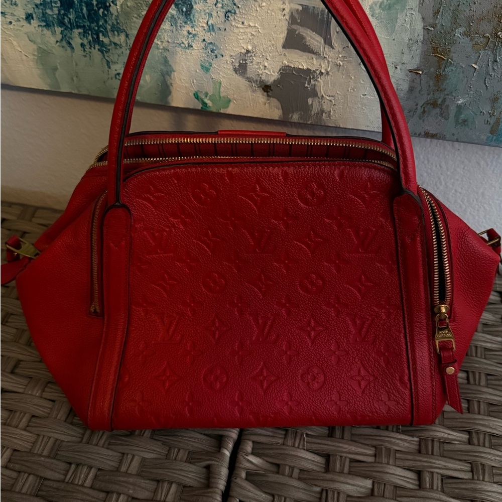 Louis Vuitton Marais MM Beautiful Cerise - Cherry Red Handbag - Picture 10 of 10